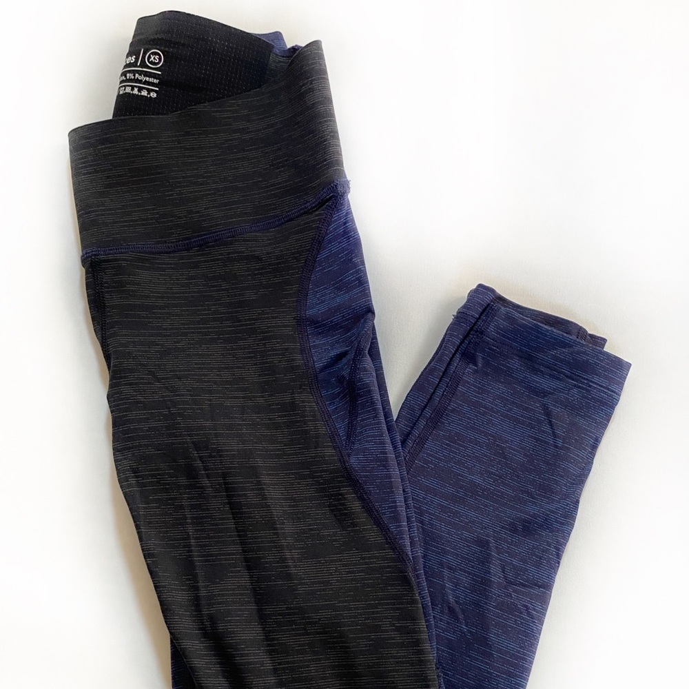 Black/Navy Outdoor Voices Leggings